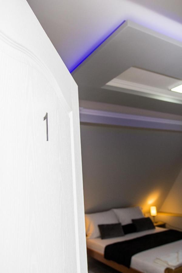 Palić Feher Akac Guest House מראה חיצוני תמונה